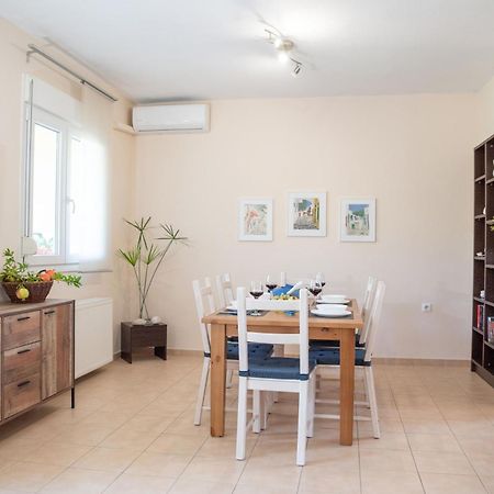 Solari Hill Maisonette Two Private Parking Alepou Екстериор снимка