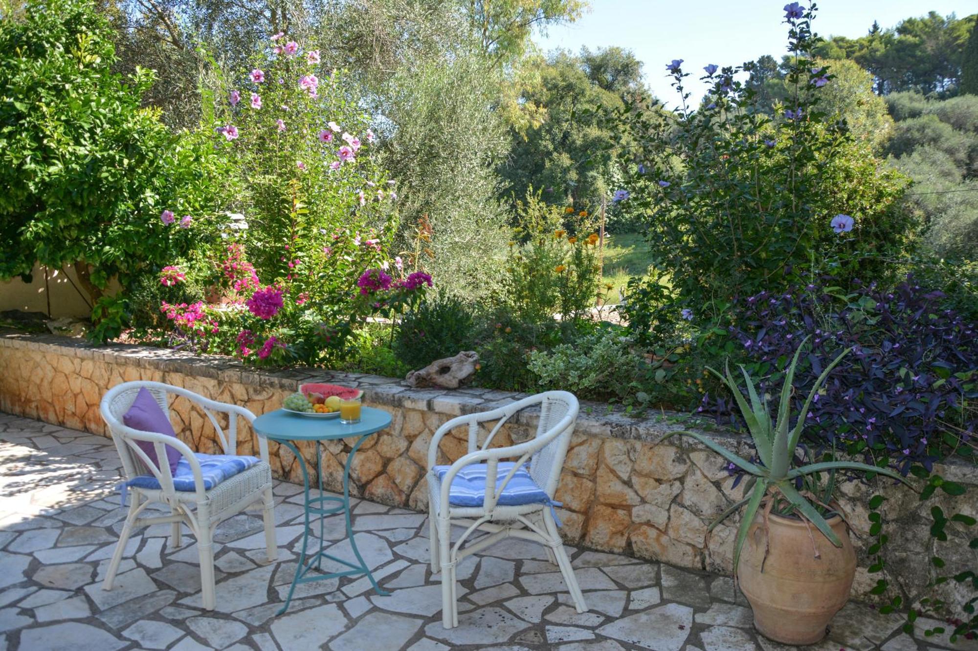 Solari Hill Maisonette Two Private Parking Alepou Екстериор снимка