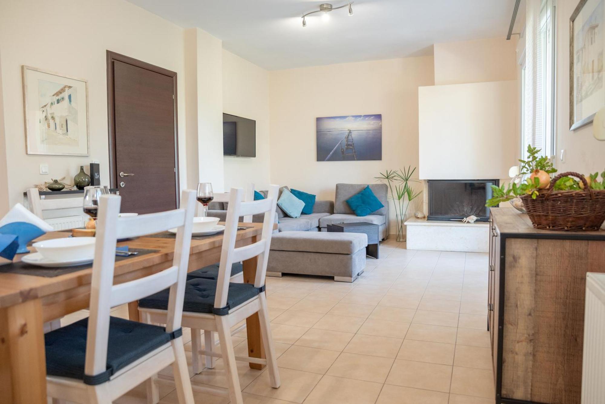 Solari Hill Maisonette Two Private Parking Alepou Екстериор снимка